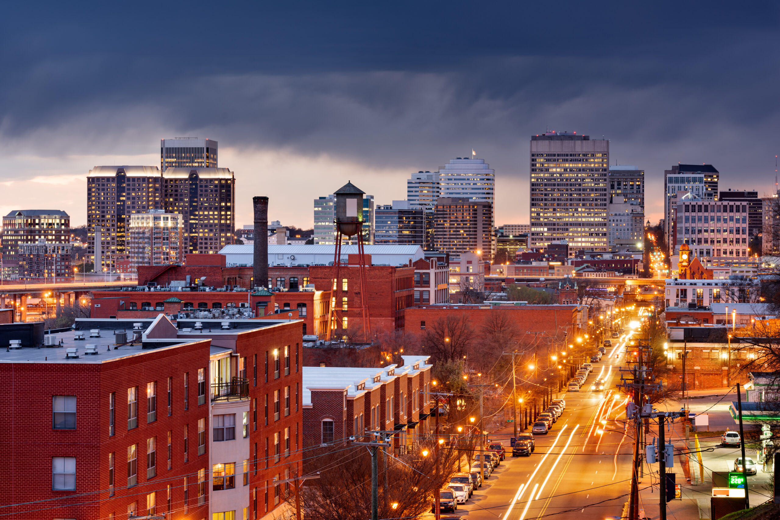 Richmond-Virginia-USA-downtown-cityscape-over-Main-Street-at-dusk.